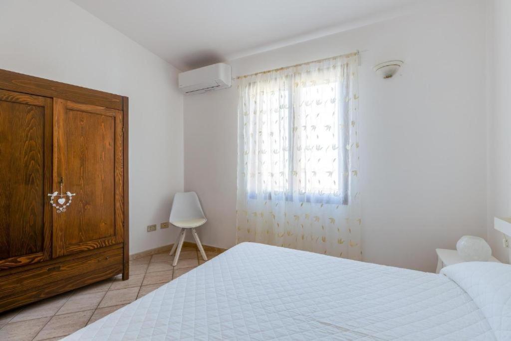La Casa Delle Zie - Cabras Villa ภายนอก รูปภาพ